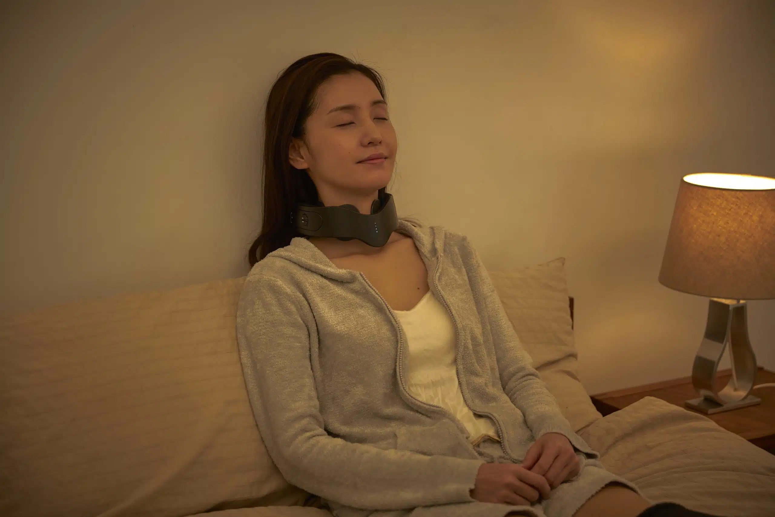 YA-MAN Medi Lift Neck Premium мойын көтеру массажы - кескін 19