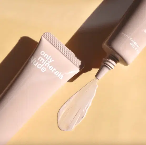 ONLY MINERALS Nude Multi Defence Day Cream дневной крем для лица с SPF11/PA+ 30 г — изображение 5