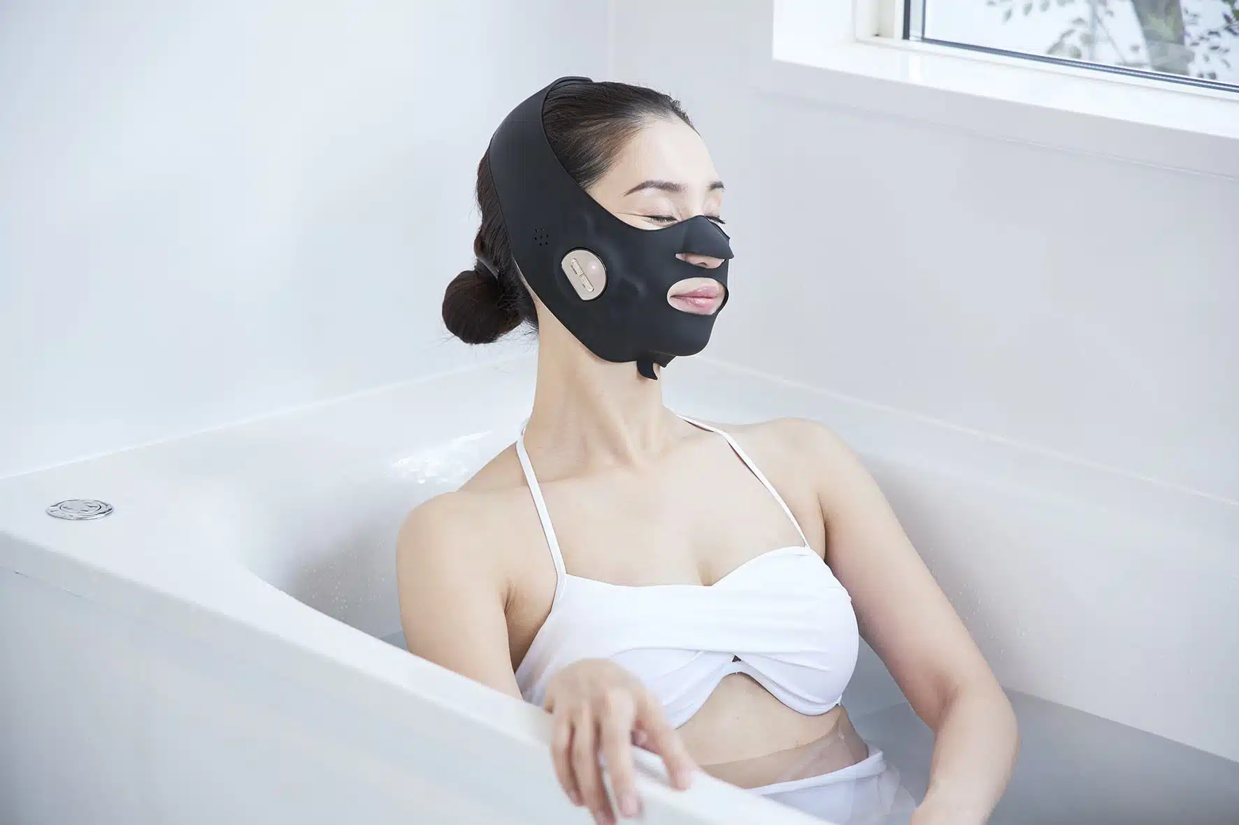 Medi Lift Aqua EX - терең EMS көтеру функциясы бар су өткізбейтін бет маскасы - кескін 6